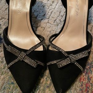 Stunning New W/O Tags Rhinestone Embellished Caparros Heels.